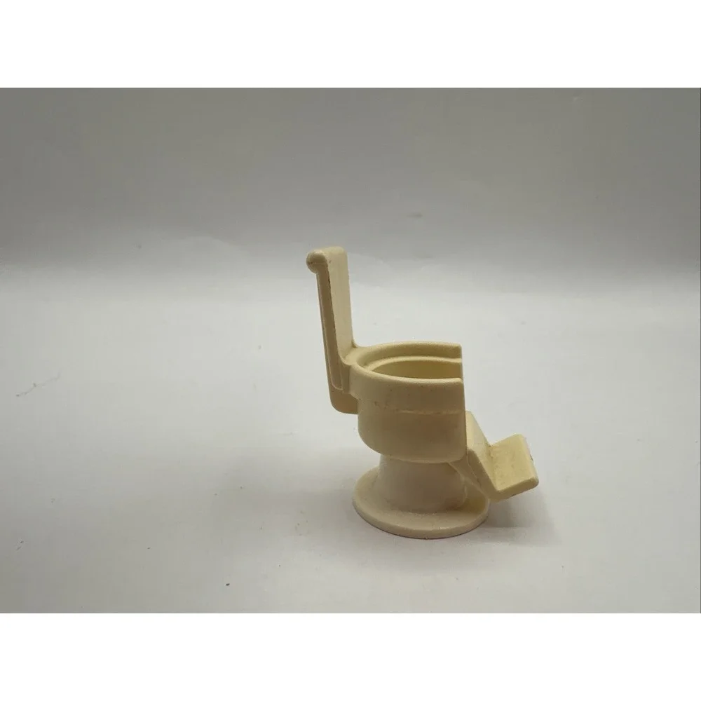 Vintage 1986 Fisher Price Little People Village Swivel Barber Shop Chair